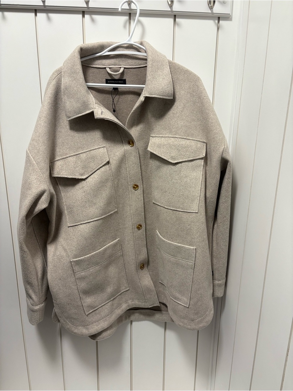 Women’s Banana Republic Beige shacket